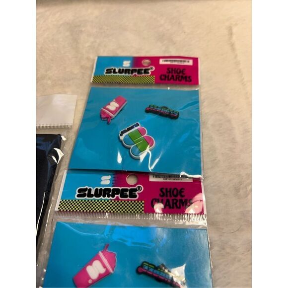 Slurpee Can Coozie And Shoe Charms NEW - Picture 3 of 6